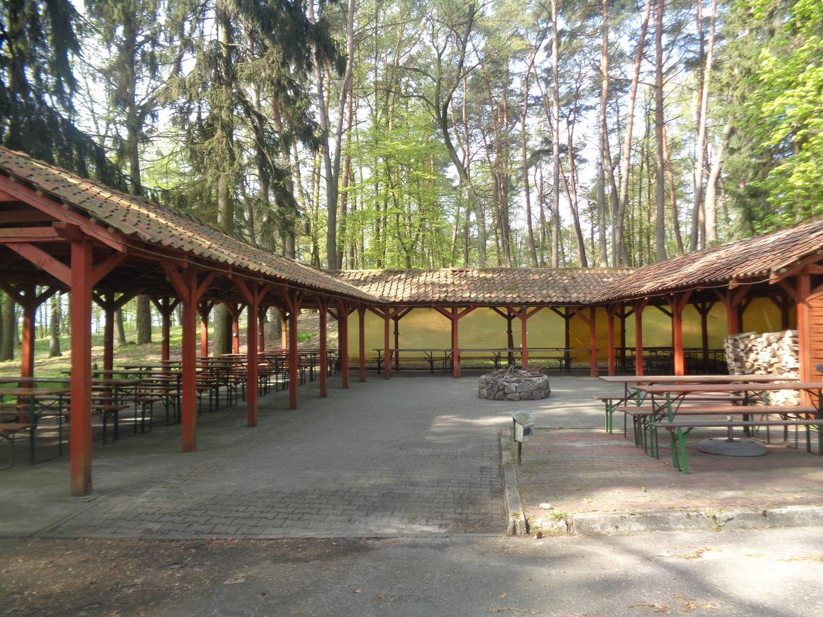 Ow Inter Piast Kalbornia - Z Wlasna Plaza Z Kapieliskiem I Przystania Dabrowno  Bagian luar foto